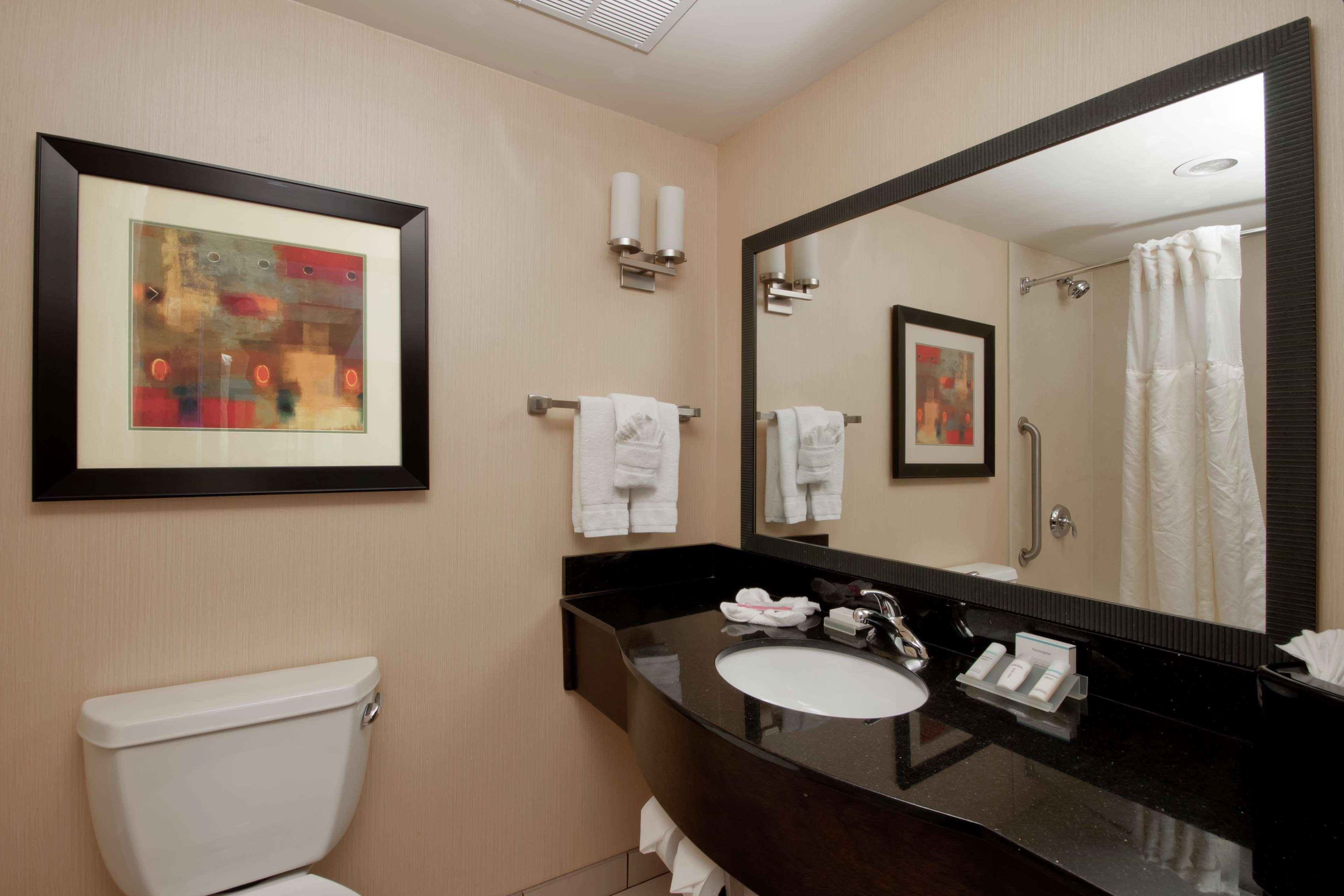 Hilton Garden Inn Oklahoma City Midtown Eksteriør bilde